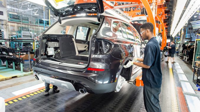 2018-BMW-X3-Spartanburg-Plant-Assembly-4