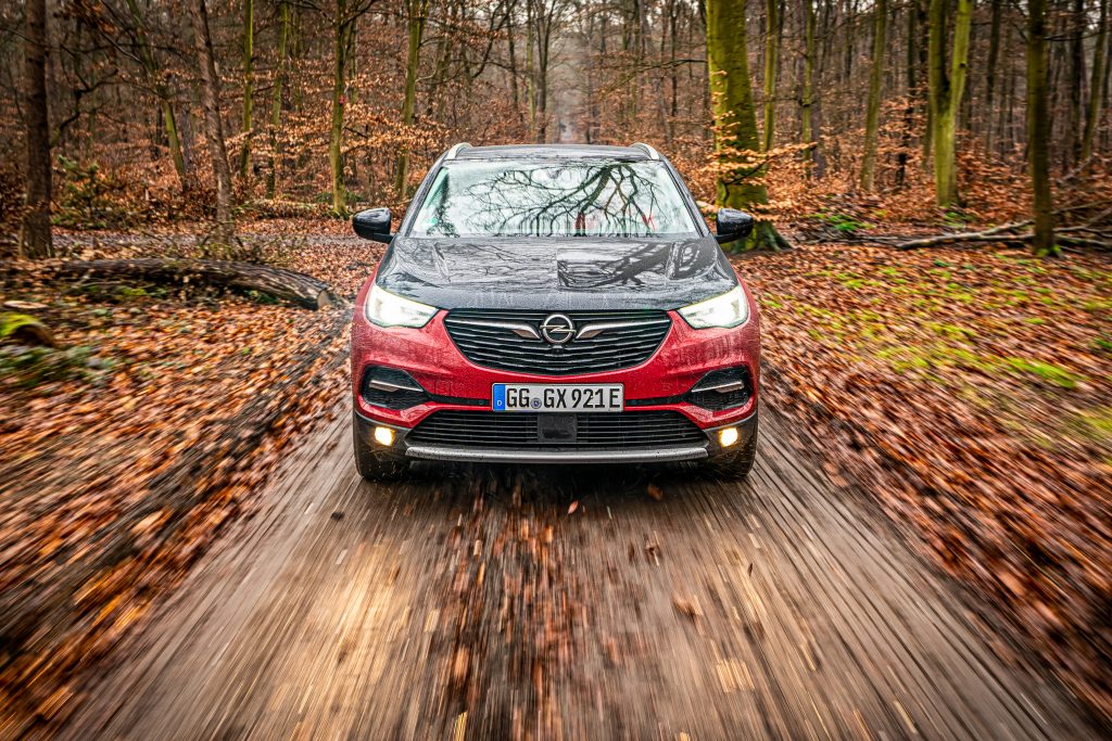 Opel Grandland X Hybrid4