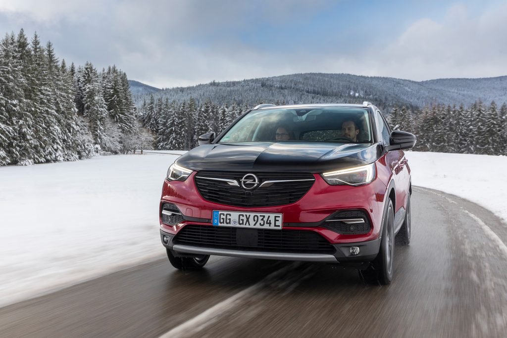 Opel Grandland X Hybrid4