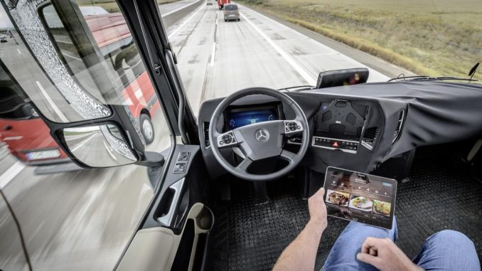 Daimler-Future-Trucks-Autonomous-Trucks-all-Set-for-2025-5 Daimler Truck