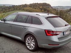 Skoda Superb Combi