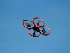 drone-1007506_960_720