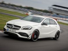 2016-Mercedes-AMG-A45-4Matic-track-test_23