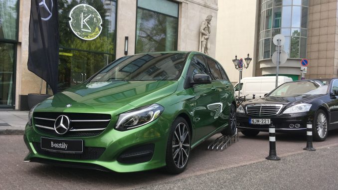 Mercedes