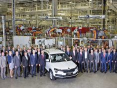 170726-skoda-karoq-start-of-production-kvasiny-cz-01-768x480