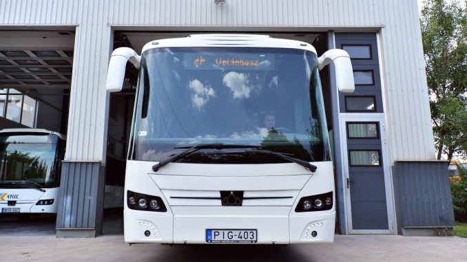 2017-08-10-3 Credo Inovell - Volán Buszpark Kft. - CREDOBUS