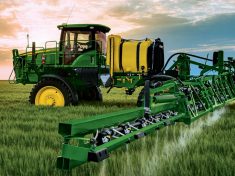 crop_sprayer_finance_mua_r4d039945_large_8527e9f812266a7f2ee6afa54dbfee5d46e2b77c