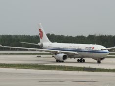 Air_China_A330-200(B-6073)_(5736869423)