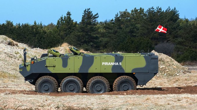 Mowag_Piranha_V_Danish