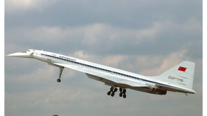 tu144
