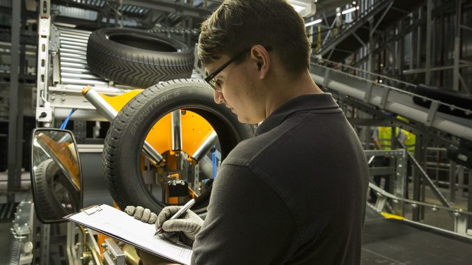 Apollo Tyres Gyöngyöshalász Factory 01