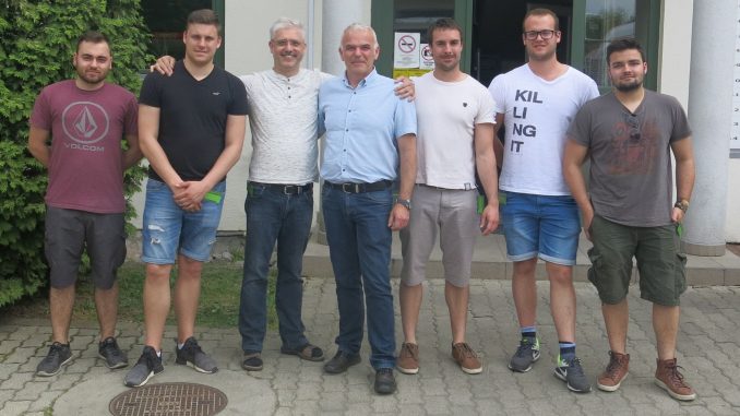 eckerle_csereprogram