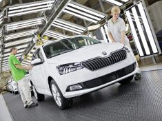 180810-Production-of-revised-ŠKODA-FABIA-begins-in-Mladá-Boleslav-1-768x512