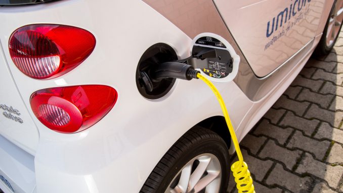 Umicore-Electric-car-_72_Internal_External-Use_4088-e1494836877977
