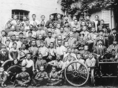 Opel-gyári munkások 1899 Rüsselsheimben
