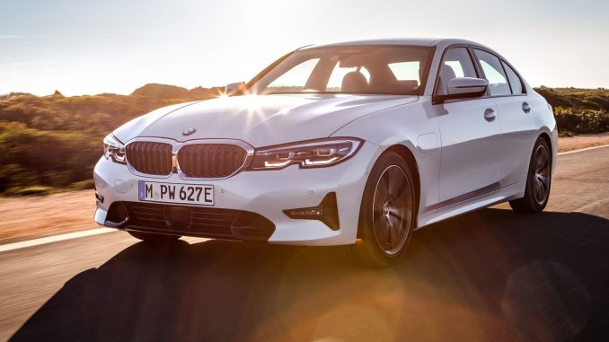 BMW 330e