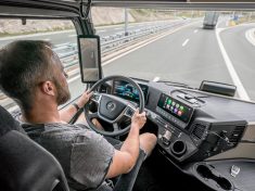 Mercedes-Benz Actros, Modelljahr 2018, mit Active Brake Assist 5