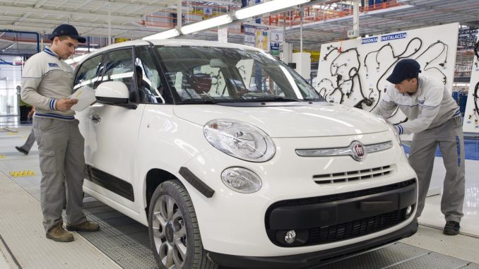 Fiat-500L-Kragujevac-Serbia-assembly-plant