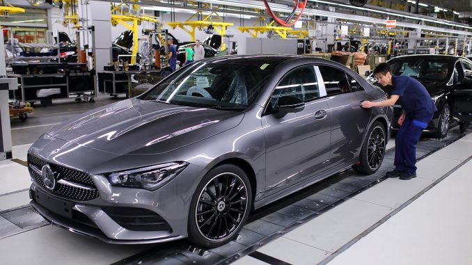 Mercedes_Benz_CLA_Coupe_Kecskemet_03_20190221