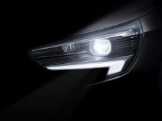 2019 Opel Corsa IntelliLux LED matrix light