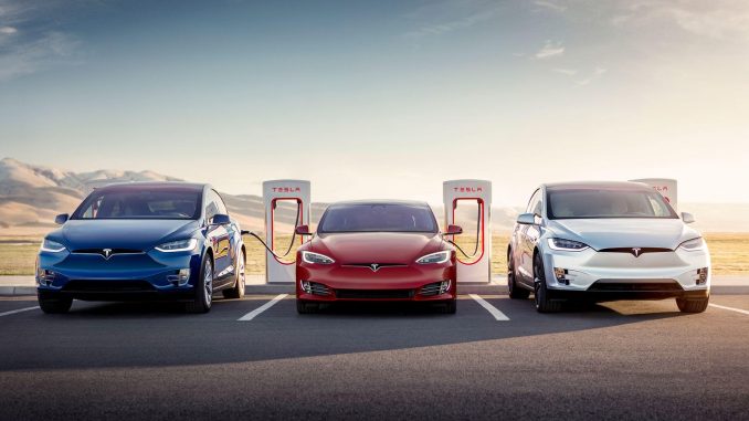 tesla_supercharging Tesla
