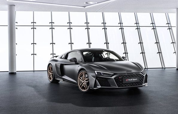 Audi R8 1/1 autó