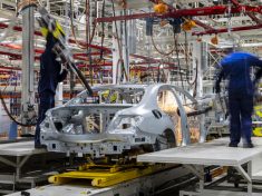 In der Region Moskau startet die Produktion für den lokalen Markt: Mercedes-Benz Cars eröffnet Pkw-Werk in RusslandProduction for the local market starts in the Moscow region: Opening of Mercedes-Benz Cars passenger car plant in Russia