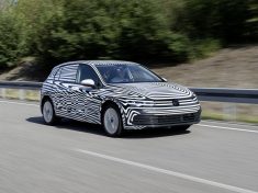 The new Golf – still camouflaged