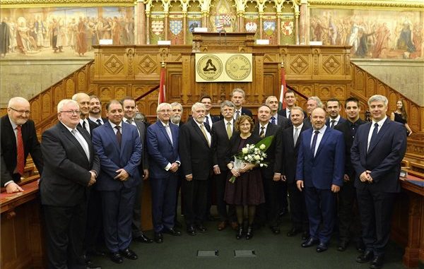 gabordenesdij2019