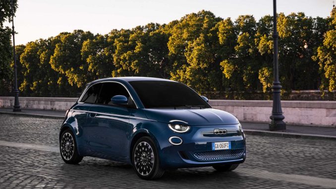 500e-la-prima Fiat 500e