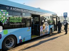 ikarus_zoldbusz_fehervar2