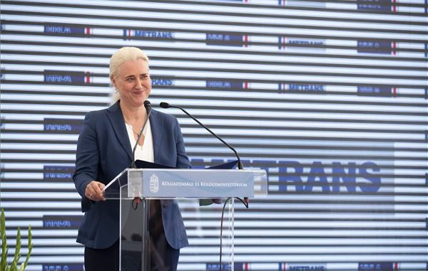 metrans3 Metrans logisztikai központ