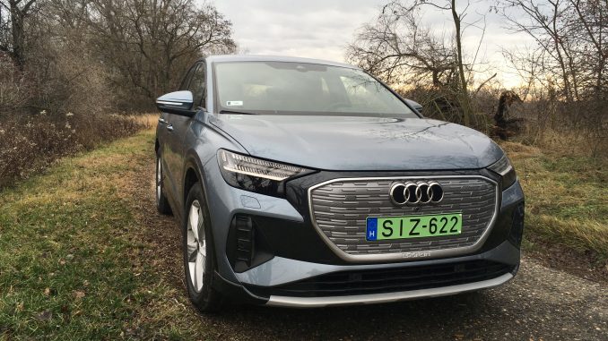 q4_6 Audi Q4 e-tron