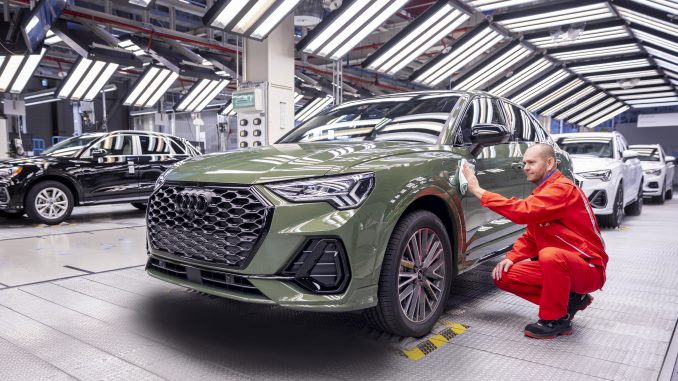 1cf0c29a-c3a3-4078-8838-458a48b84503 Audi Q3