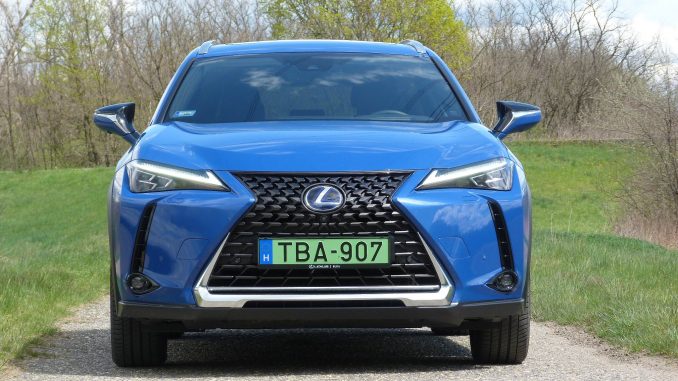 ux13 Lexus UX 300e