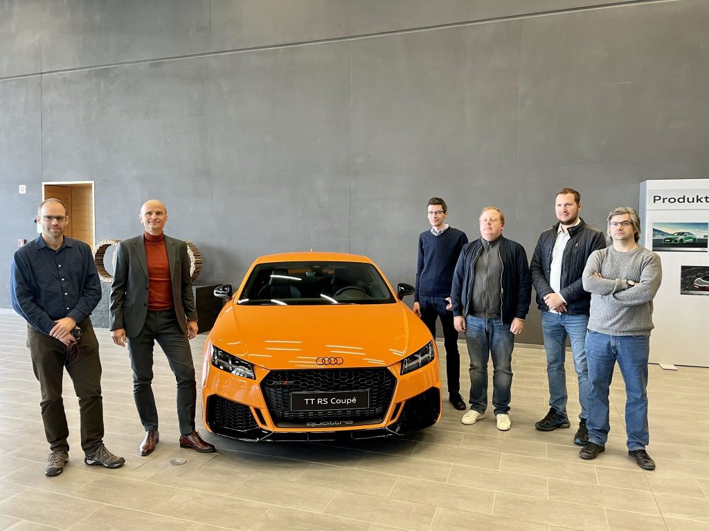 Les Zoltán, a zsűri és a Blutorange színű Audi TT RS