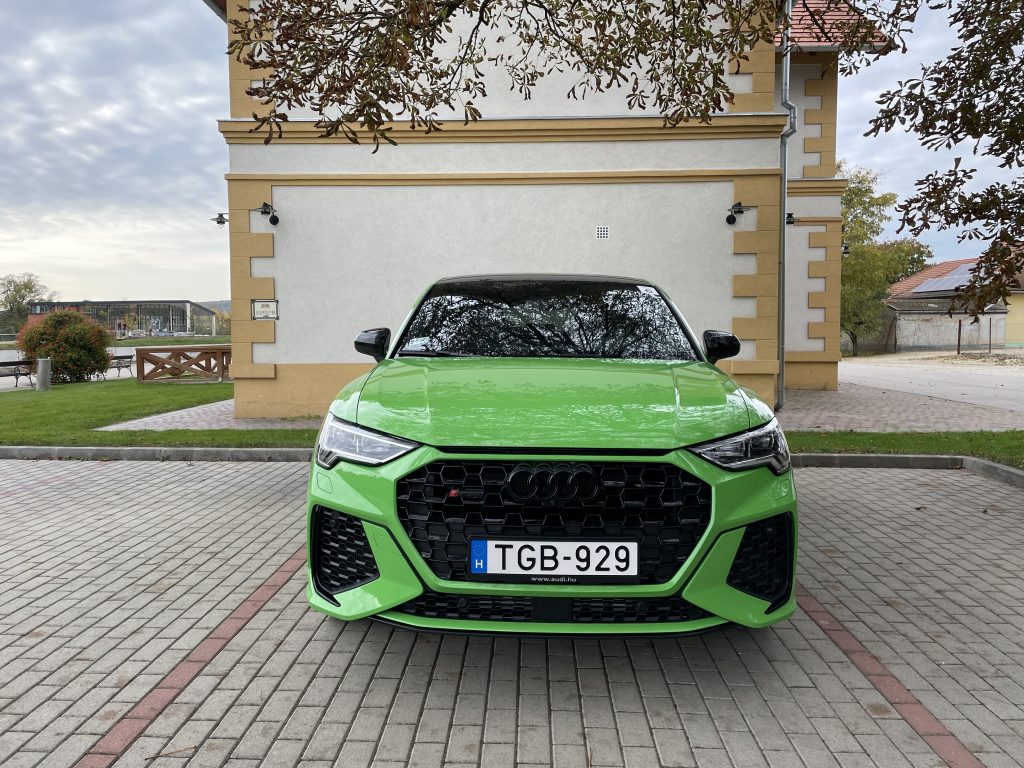 Audi RS Q3 - 10 autó