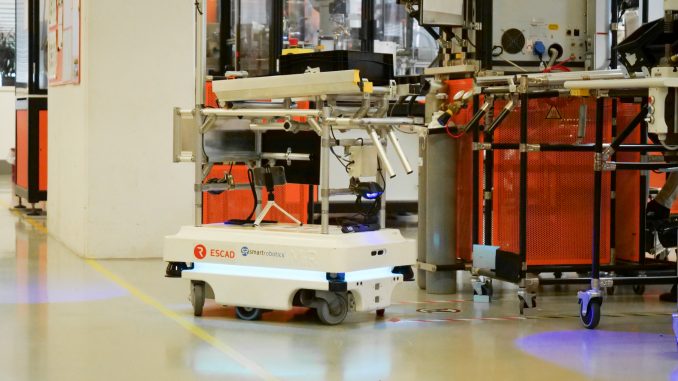 MiR100 robot ifm (3) AMR