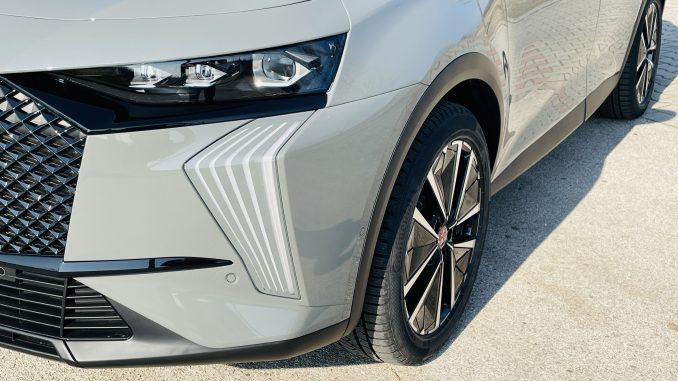 ds4 DS 7