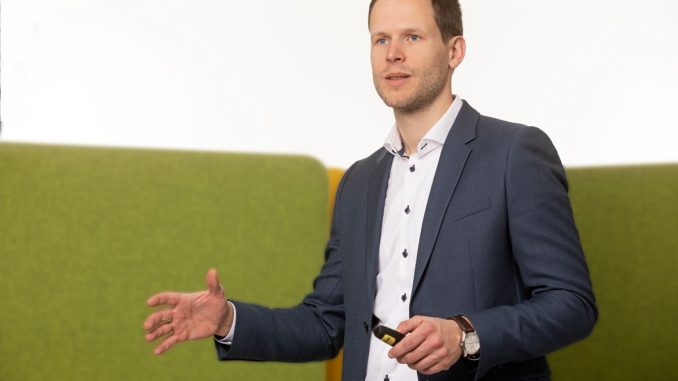 racsek_daniel Schneider Electric