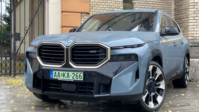 xm_1 BMW XM