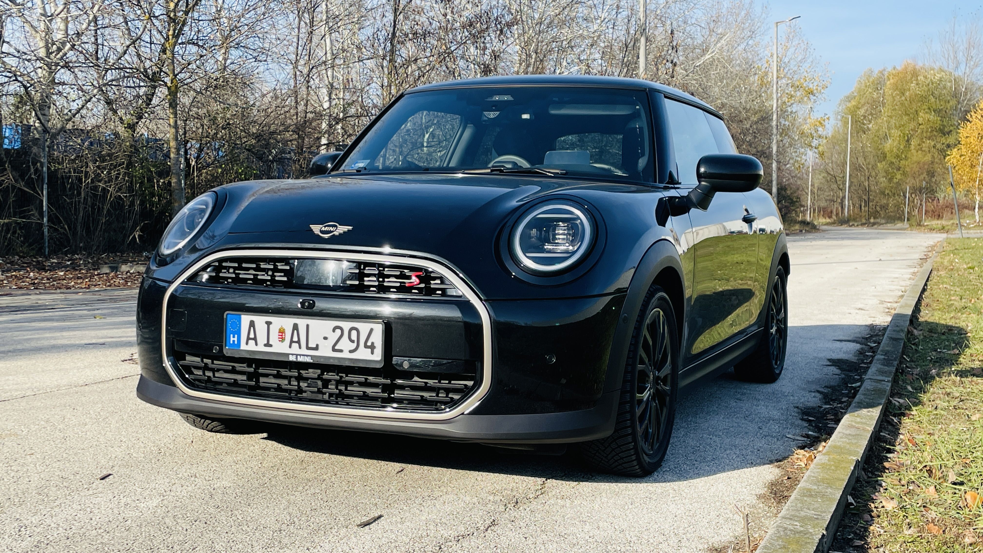 Mini Dec Mini Cooper S teszt: még mindig ez a legjobb Mini - JÁRMŰIPAR.HU