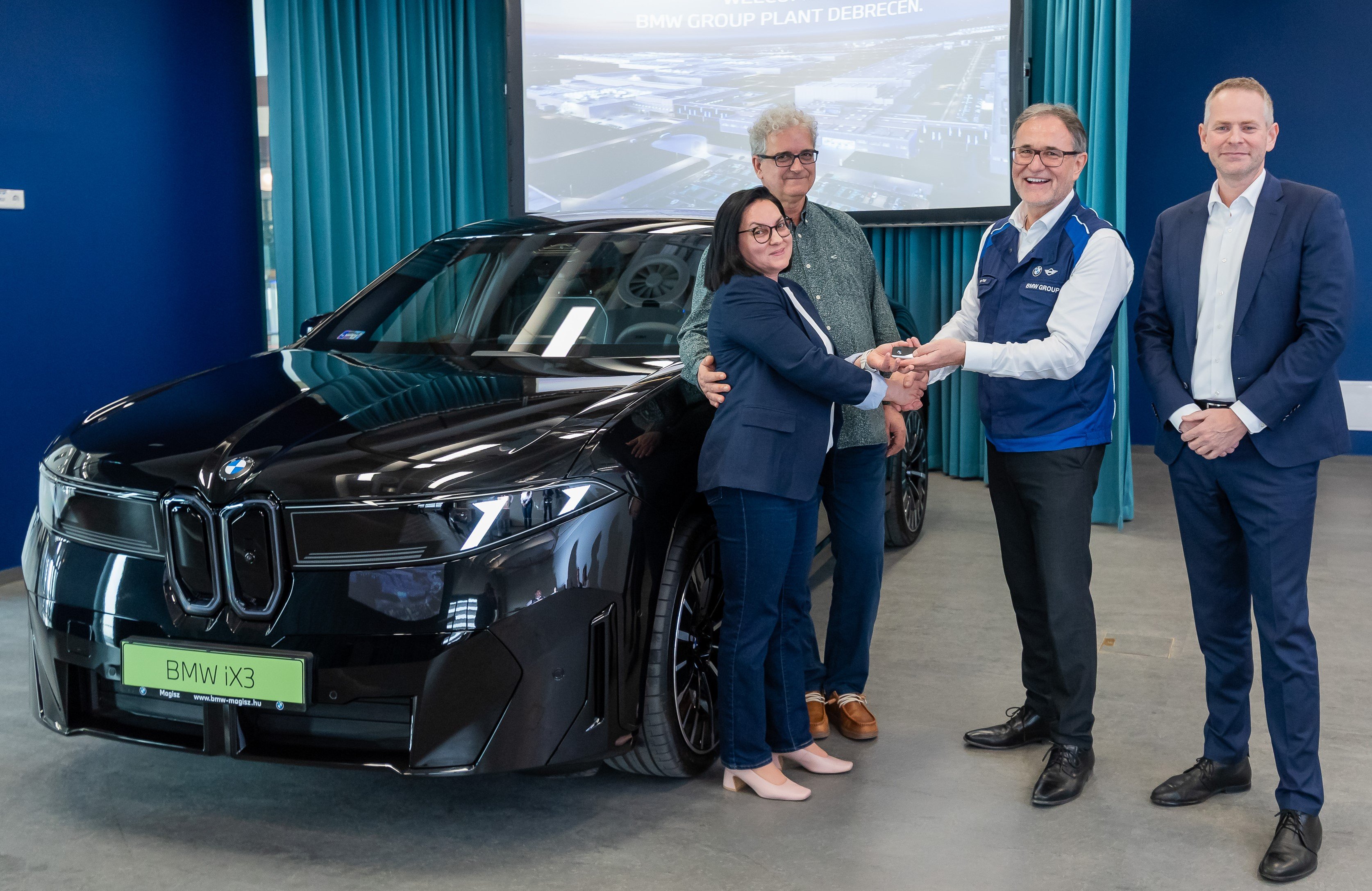 BMW iX3