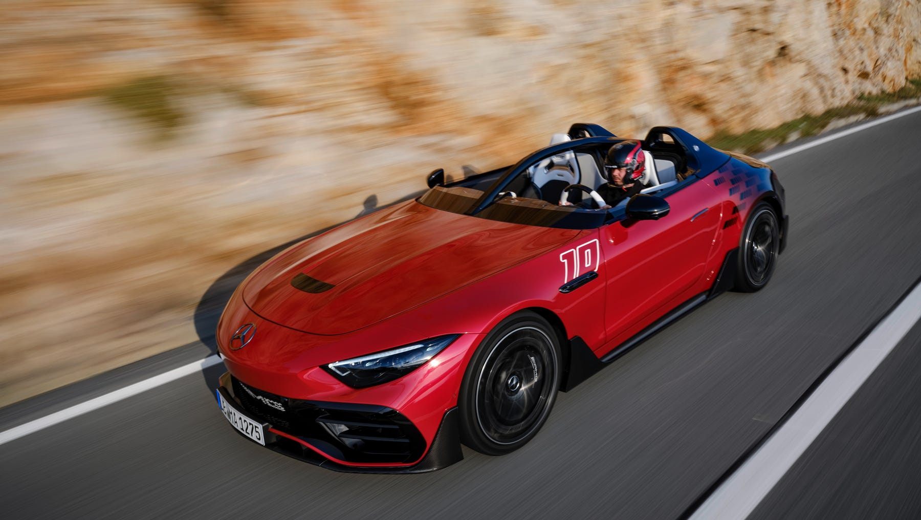 mercedes-amg-purespeed-4-67572056e56a3