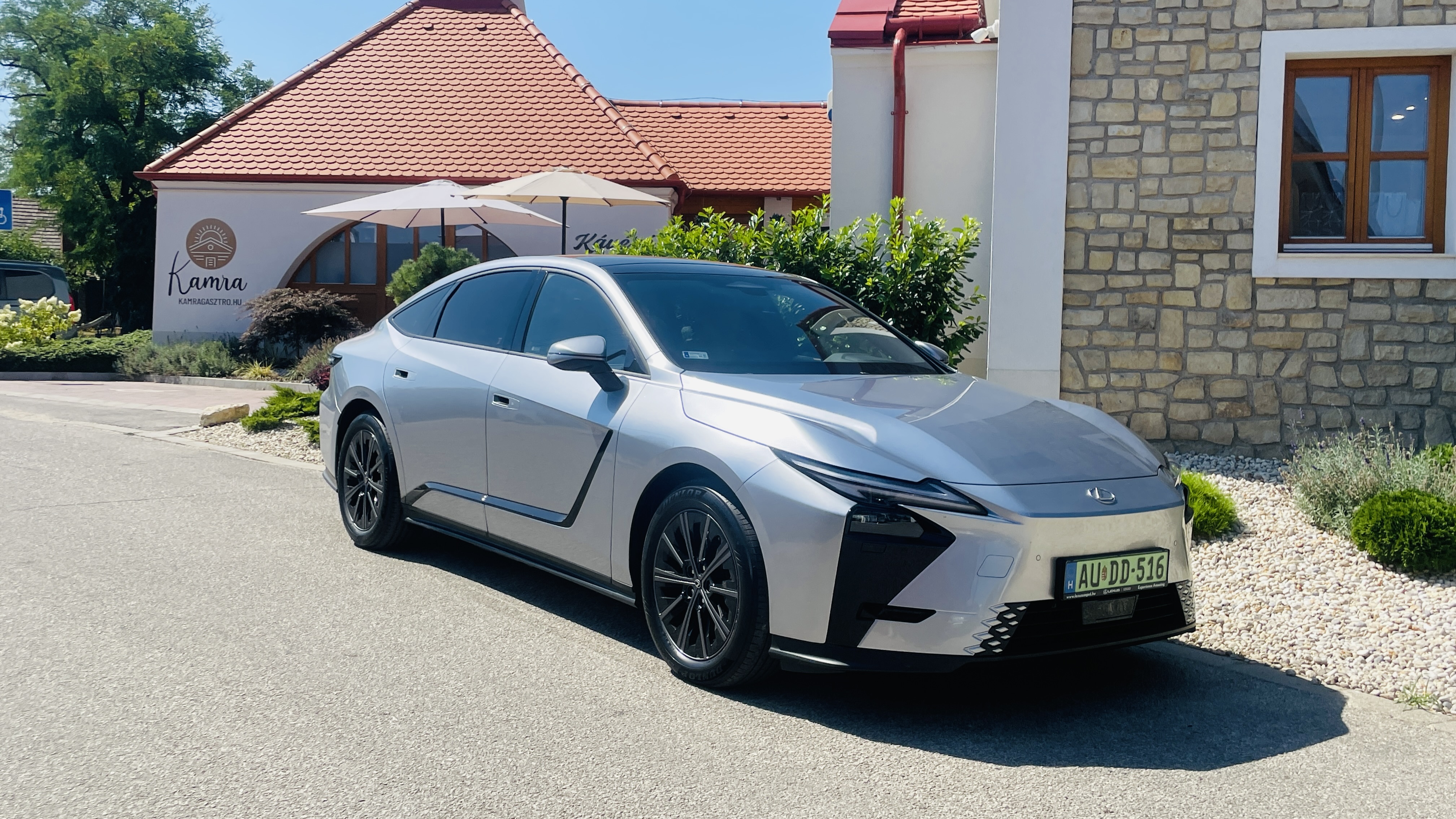 Lexus