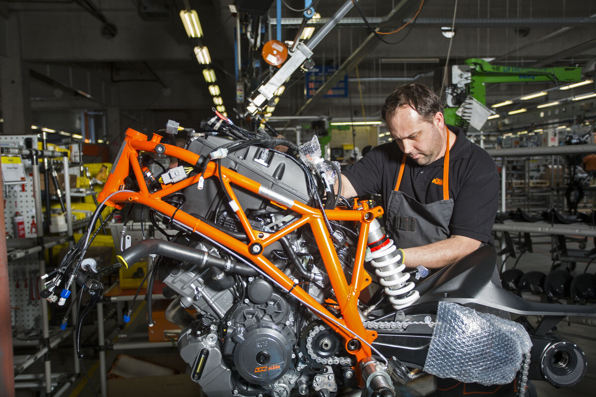 36896_KTM Assembly_KTM Assembly Line